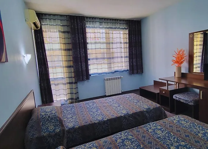 Хотел Bijou Бургас